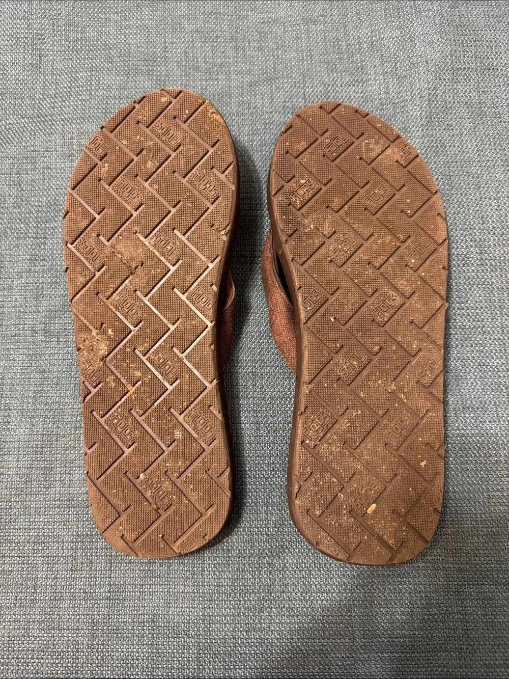 Flojos Canvas Strap Flip Flops Men's Size 9 Brown Distressed Beach Casual Wear
